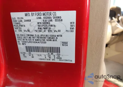 2005 Ford Escape Xlt z USA, uszkodzony, nr VIN 1FMYU93105KA72520